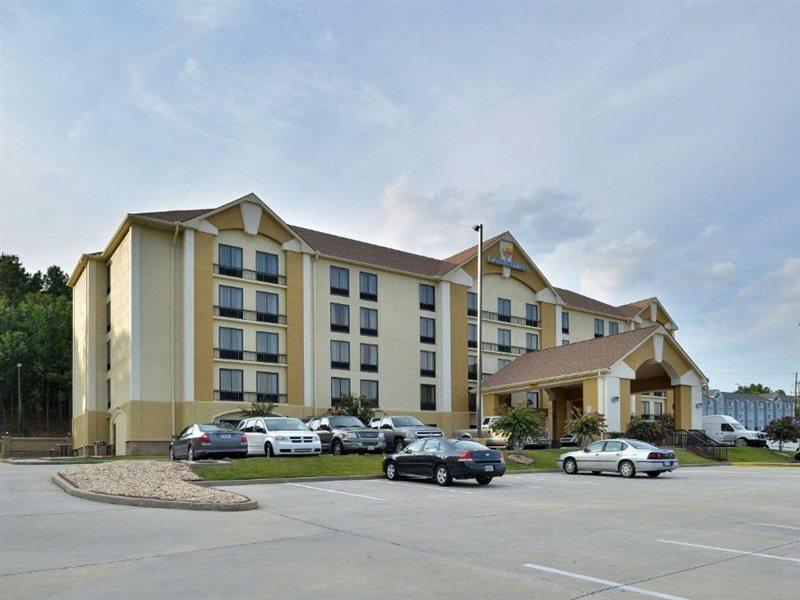 Comfort Inn Birmingham Homewood Exterior photo