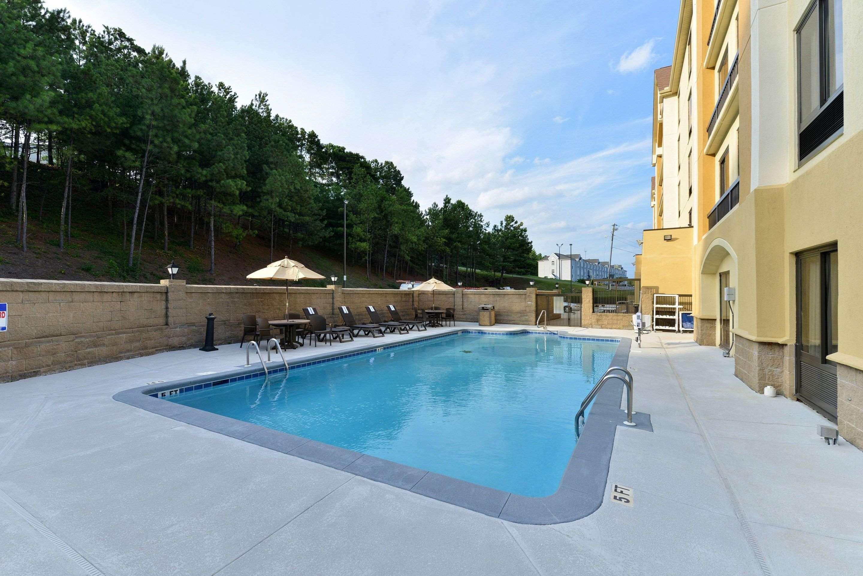 Comfort Inn Birmingham Homewood Exterior photo