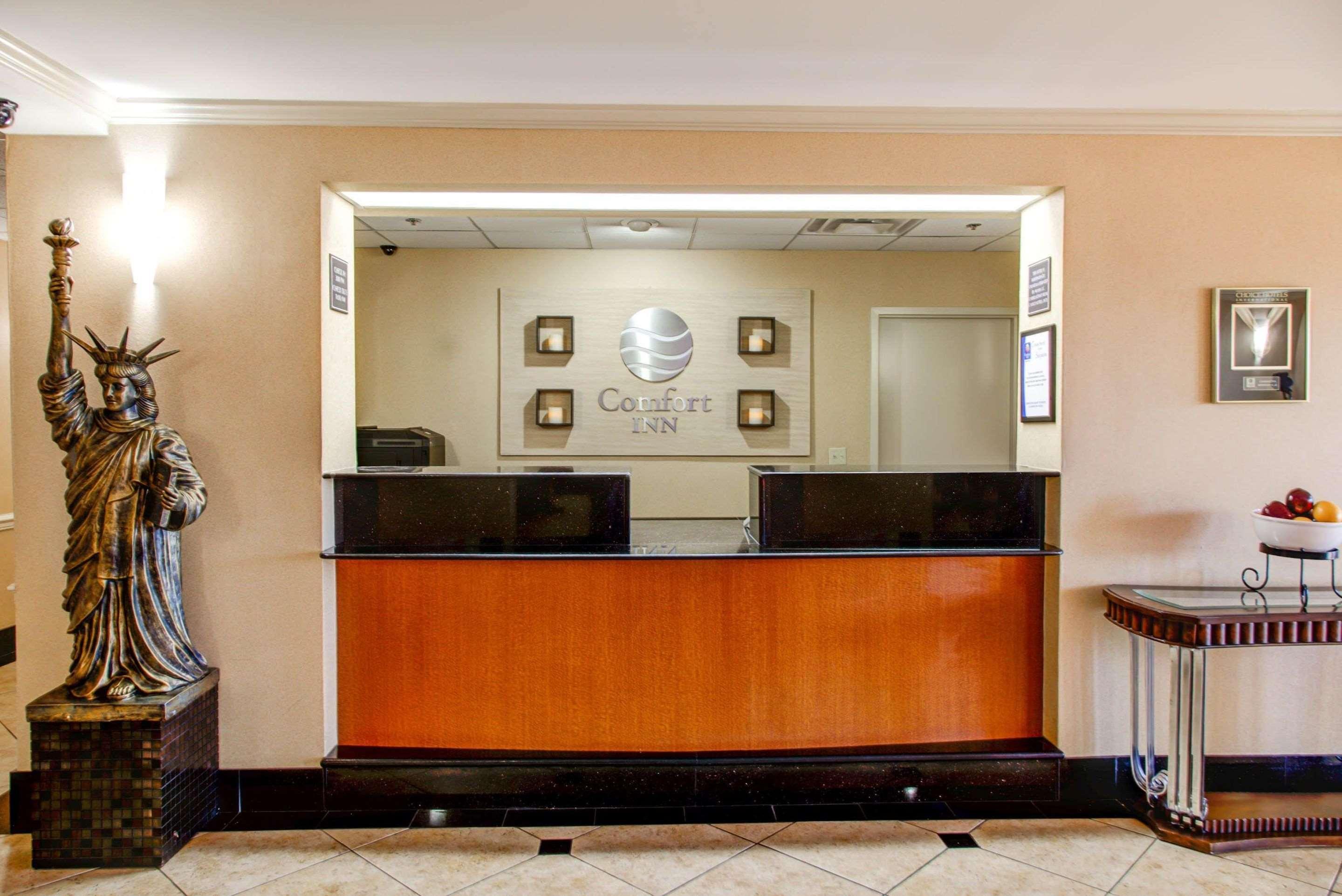 Comfort Inn Birmingham Homewood Exterior photo