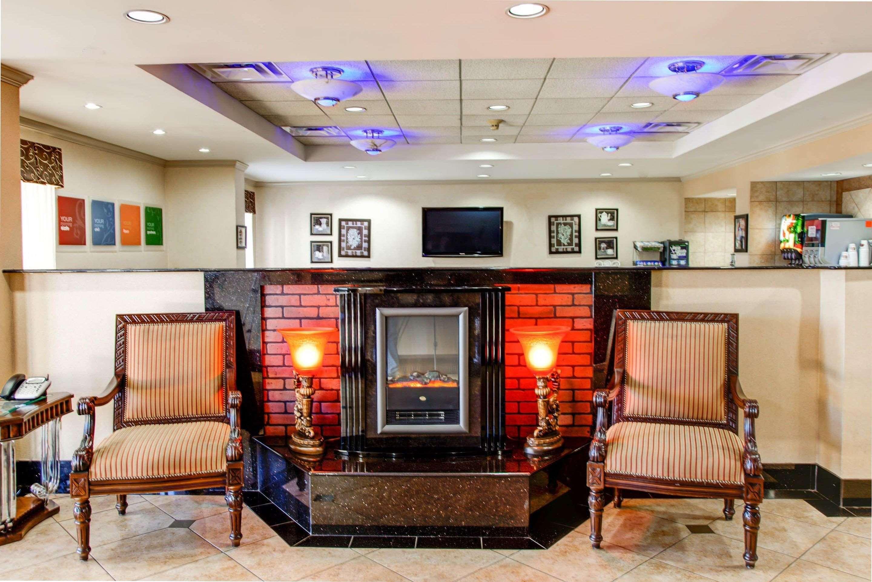 Comfort Inn Birmingham Homewood Exterior photo